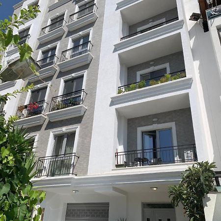 Royal Hill Apartments 2 By Ps Дуррес Экстерьер фото